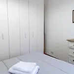 Welcome To The Colossehome Appartement *