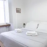 Welcome To The Colossehome Appartement *