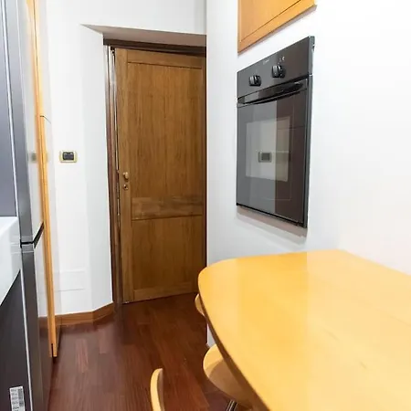 Welcome To The Colossehome Apartmán *